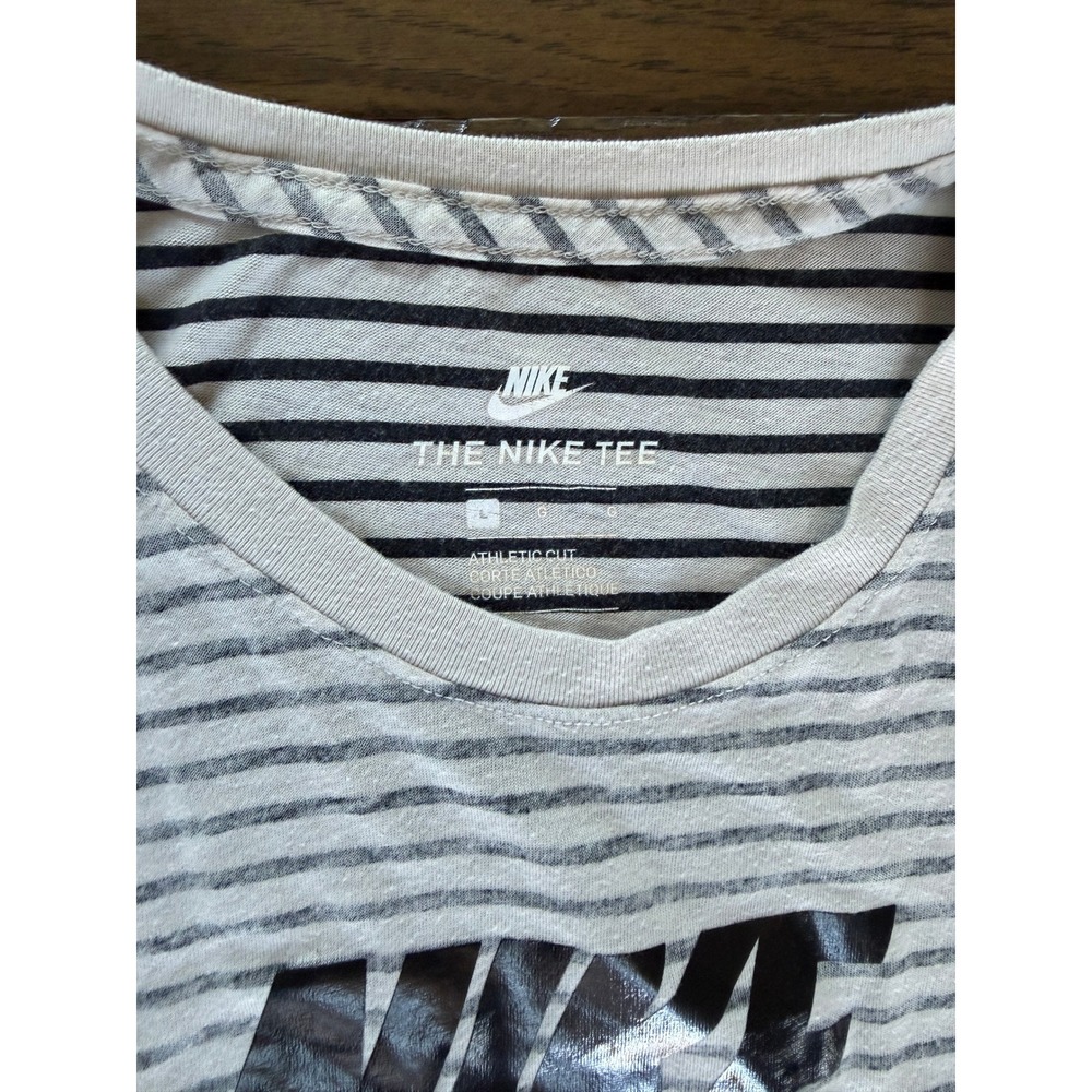 Nike Air Striped Graphic T-Shirt Mens Large Gray Black Athletic Cut Tee - Picture 4 of 4
